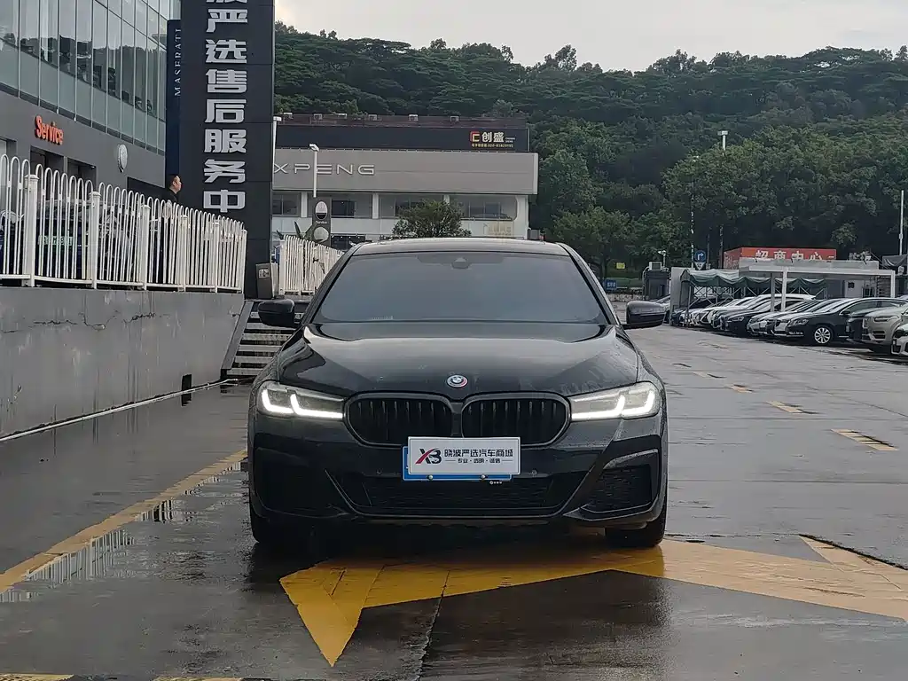 BMW 5 Series — миниатюра 2