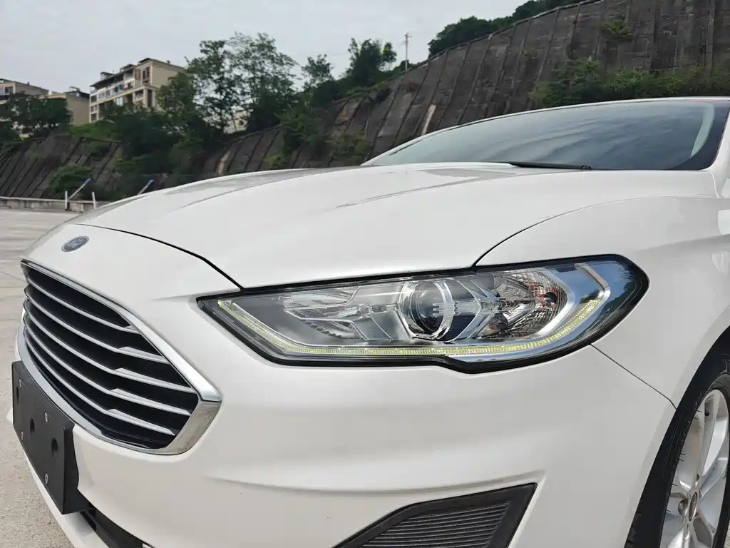 Ford Mondeo 2018 EcoBoost 200 Fashion VI