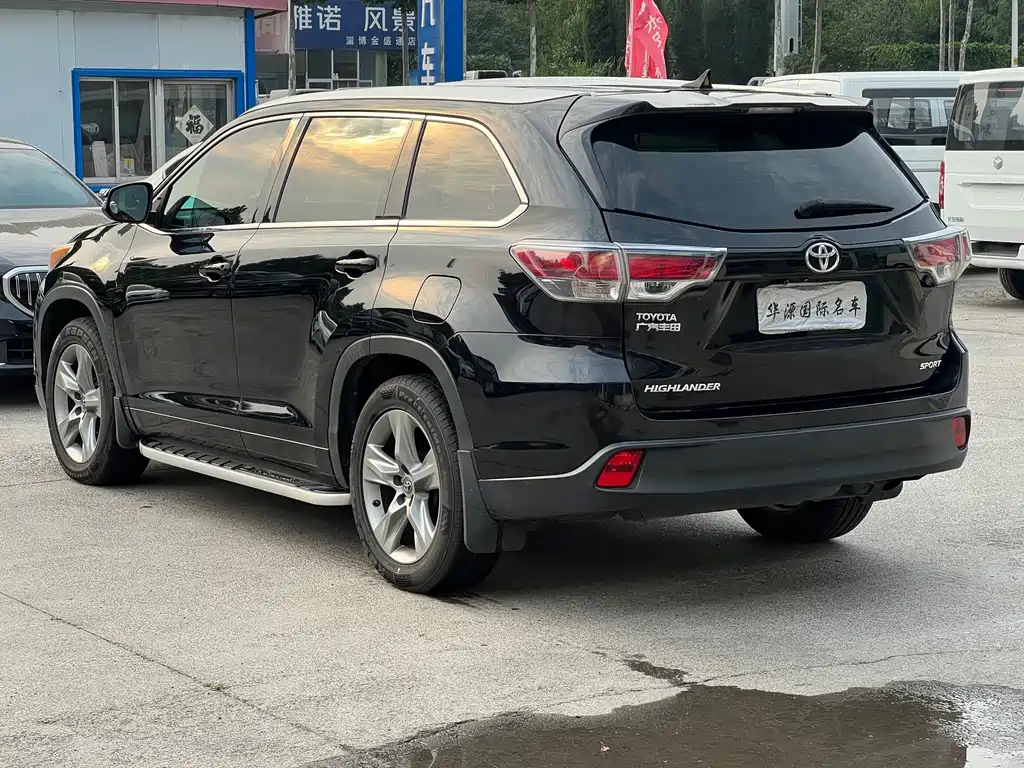 Toyota Highlander — миниатюра 13