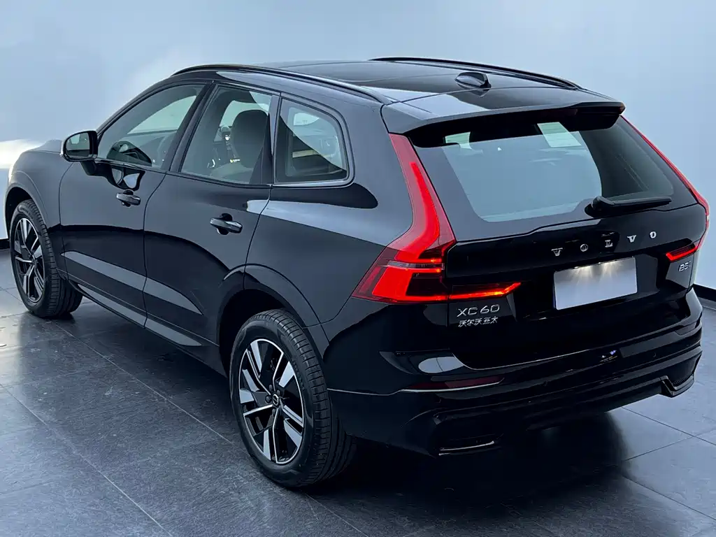 Volvo XC60 — миниатюра 7