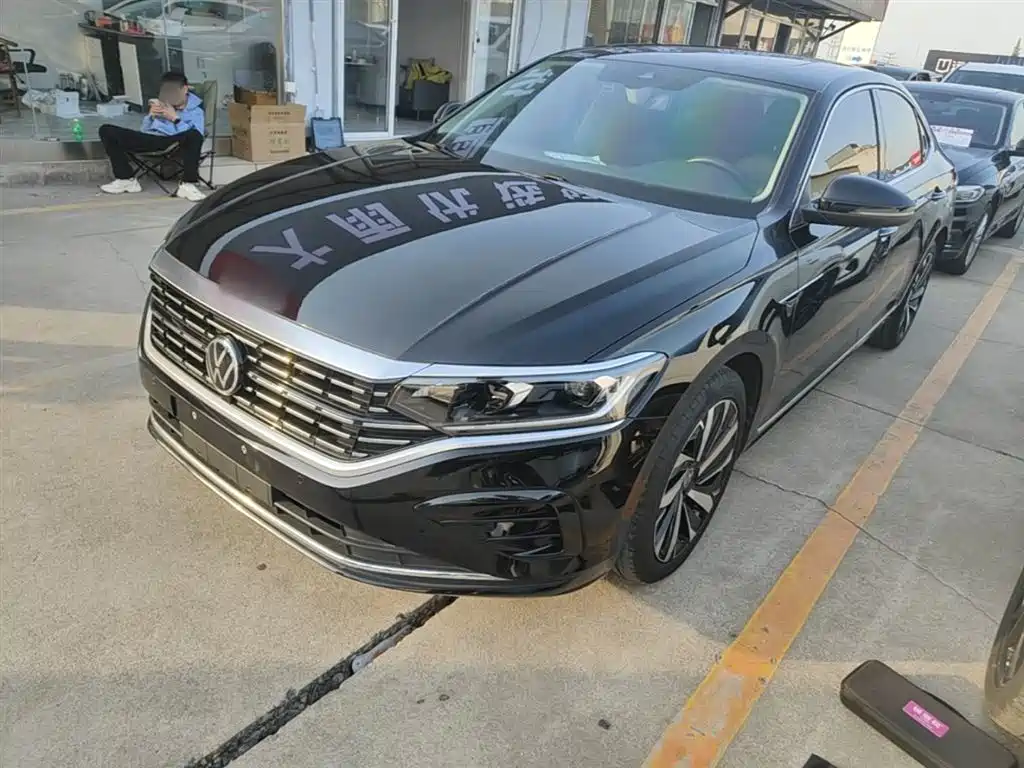 Volkswagen Passat 2021