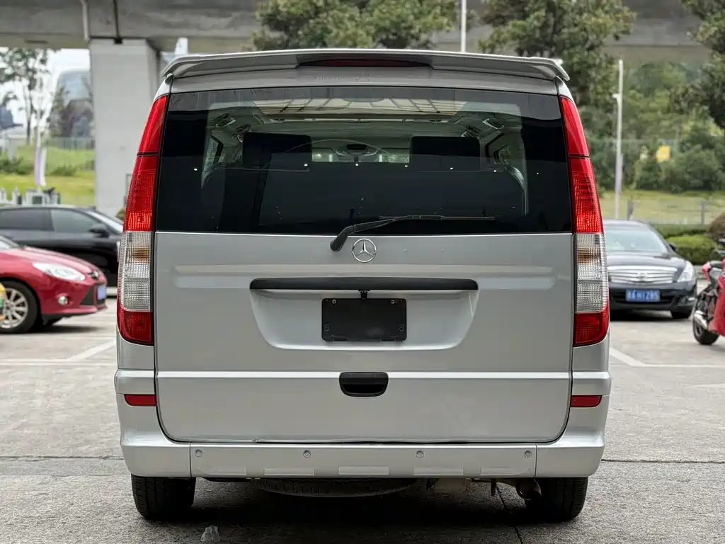 Mercedes-Benz Vito — миниатюра 5