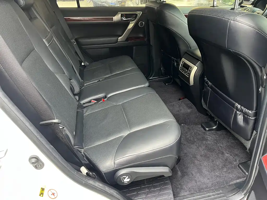Lexus GX — миниатюра 17