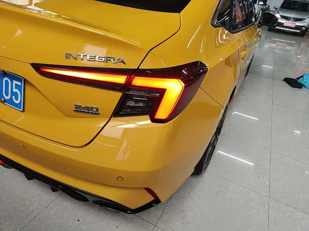 Honda Integra — миниатюра 8