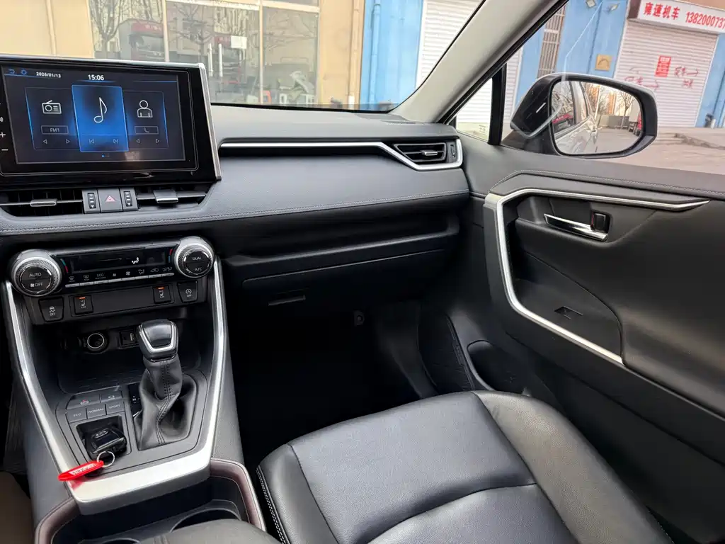 TOYOTA RAV4 RONGFANG