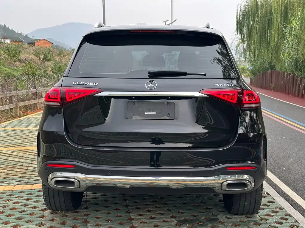 Mercedes-Benz GLE (Import) — миниатюра 17