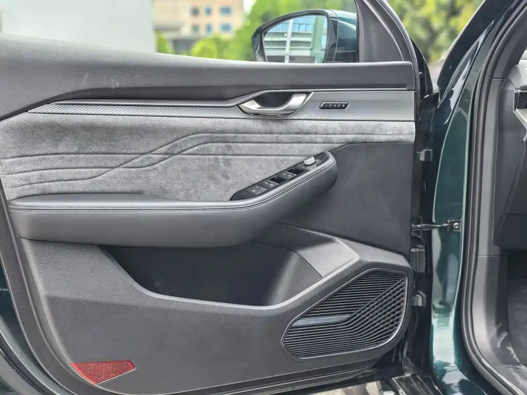 Geely Xingrui — миниатюра 6
