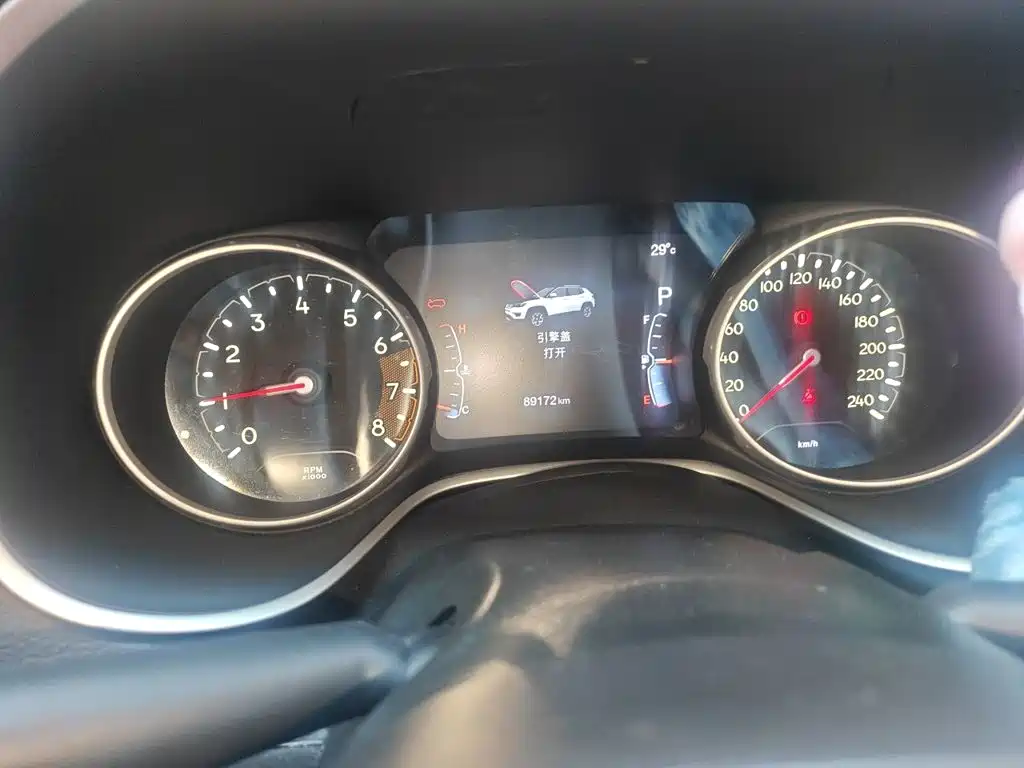 Jeep Compass — миниатюра 13