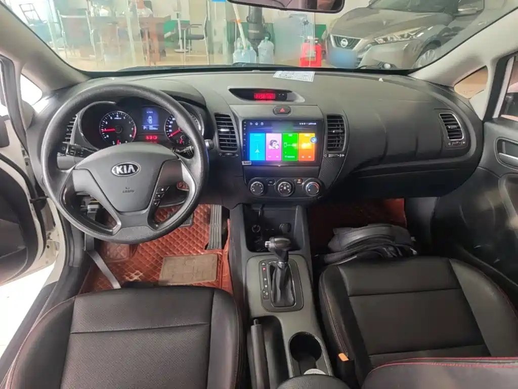 Kia K3S — миниатюра 10