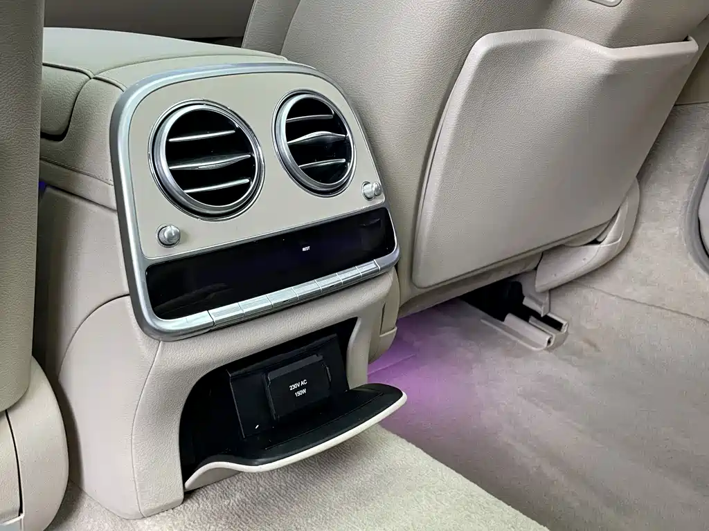 Mercedes-Benz S-Class — миниатюра 18