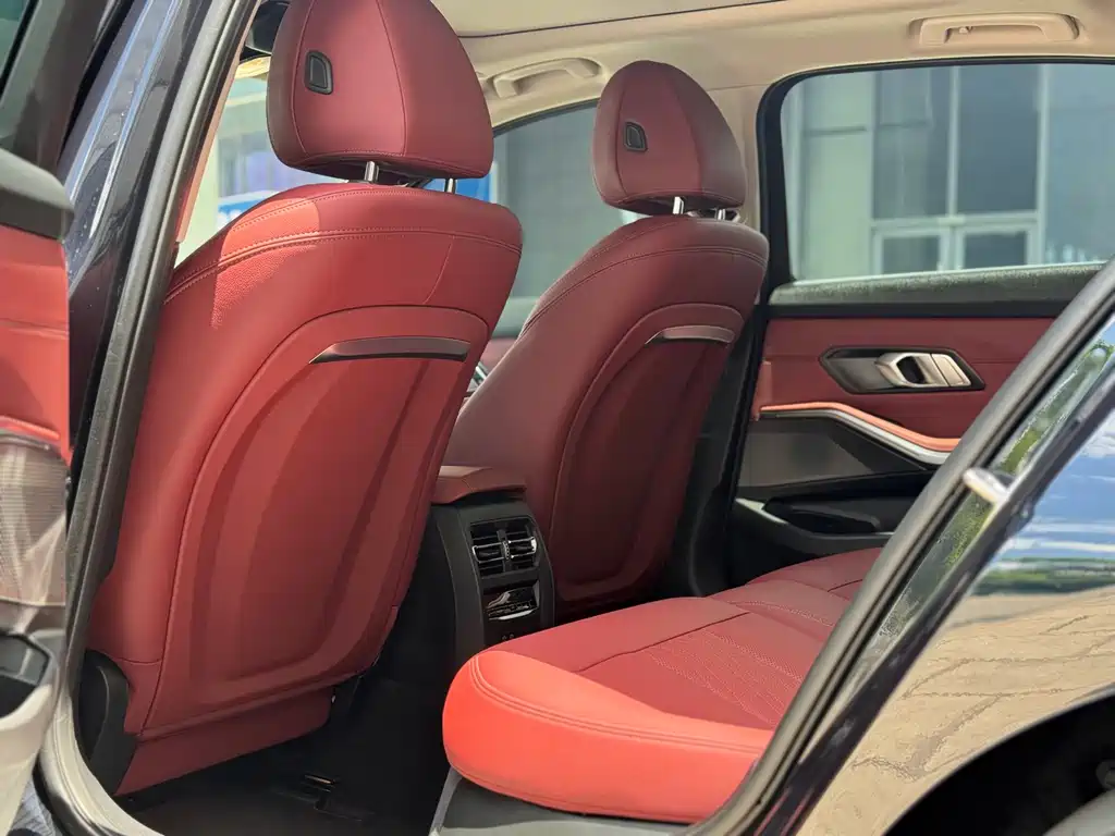 BMW i3 2024 eDrive 40 L