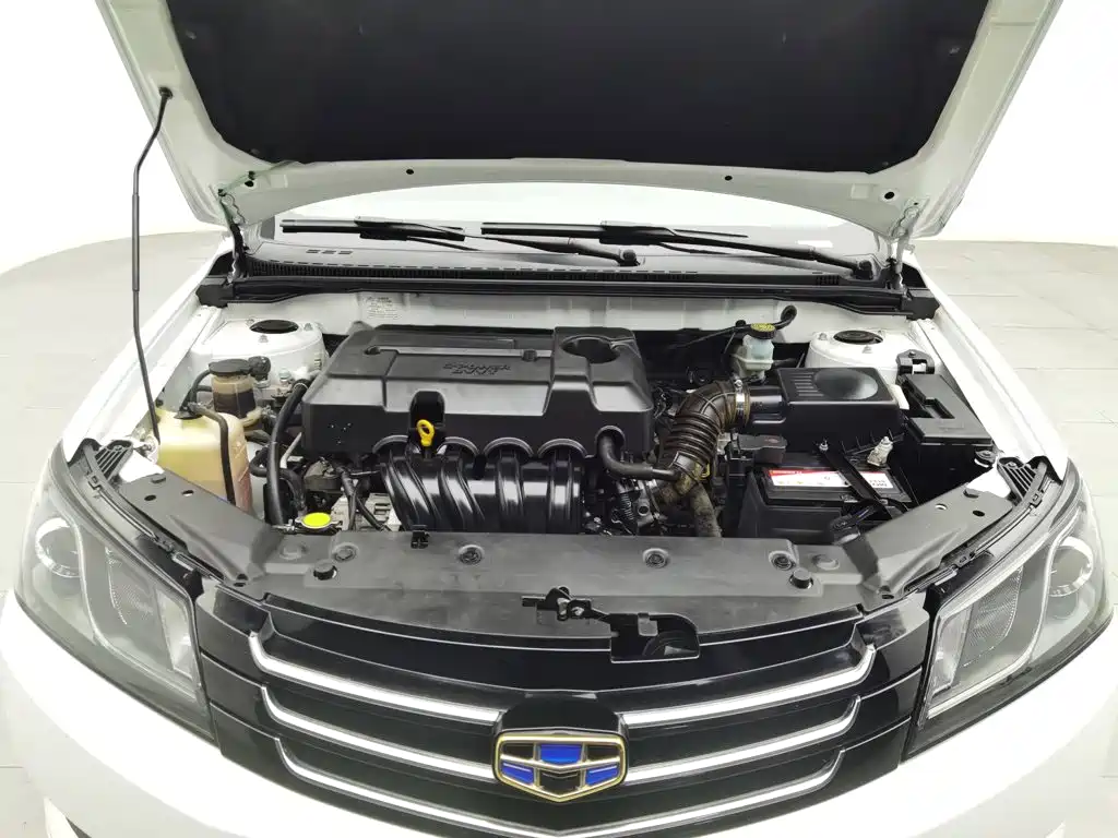 Geely Emgrand — миниатюра 6