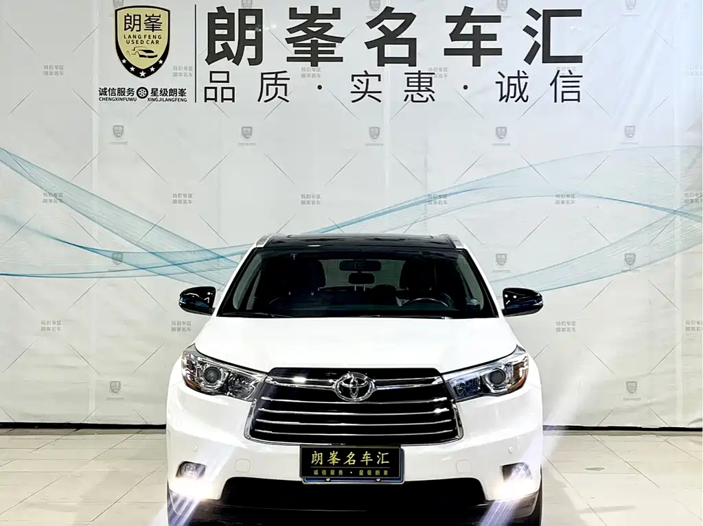 TOYOTA HIGHLANDER