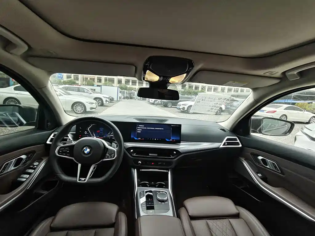 BMW 3 Series 3 2025 330Li M Sport