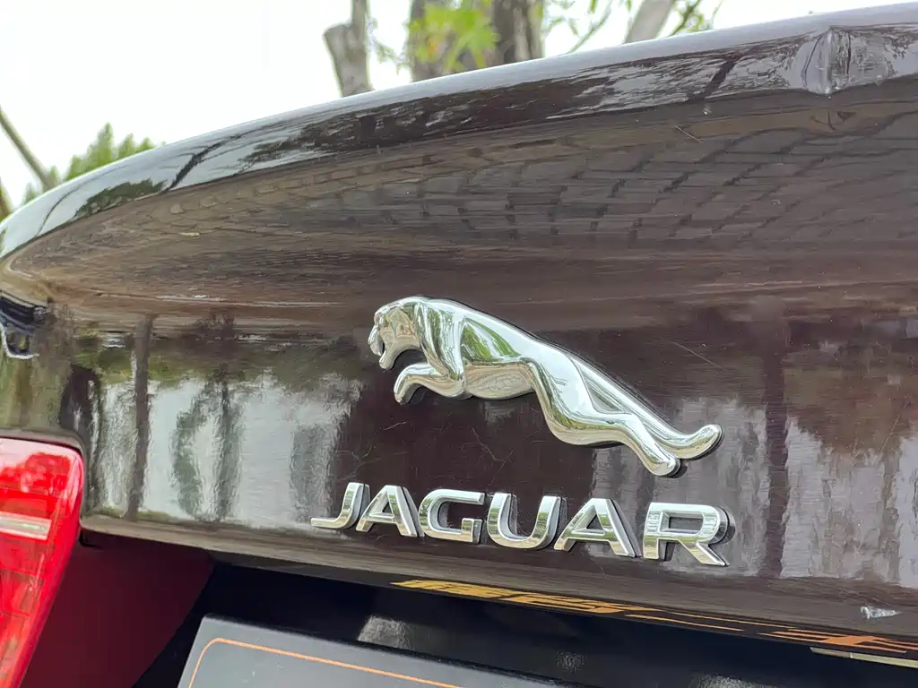 Jaguar XEL