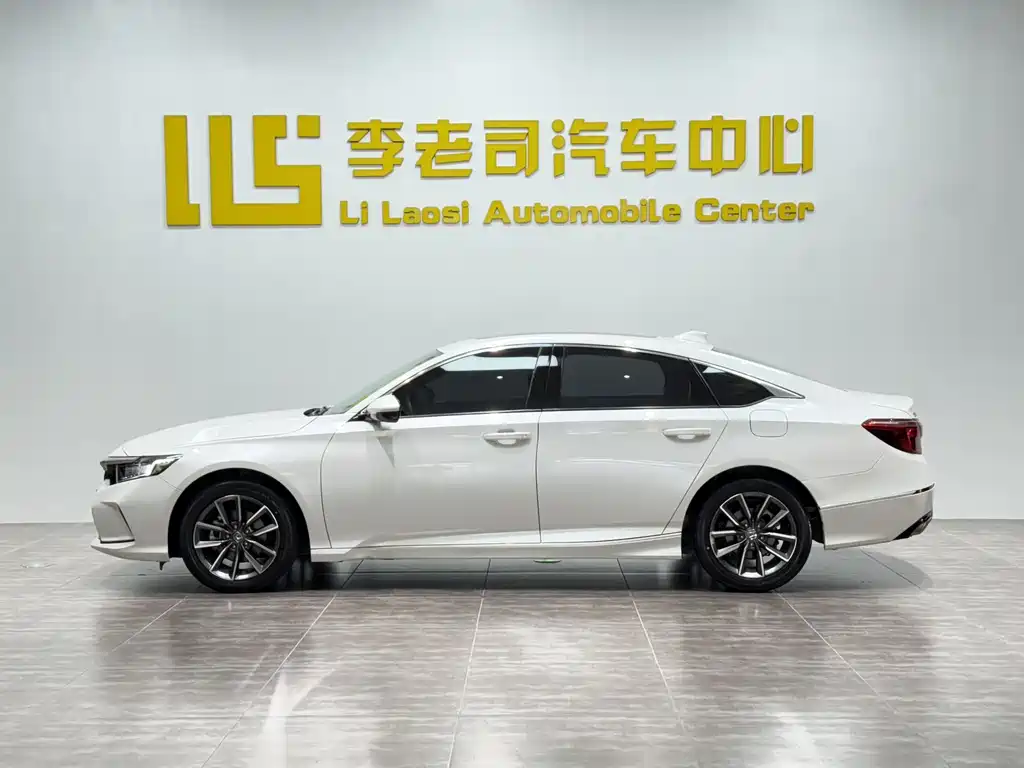 Honda Inspire 2022 260TURBO