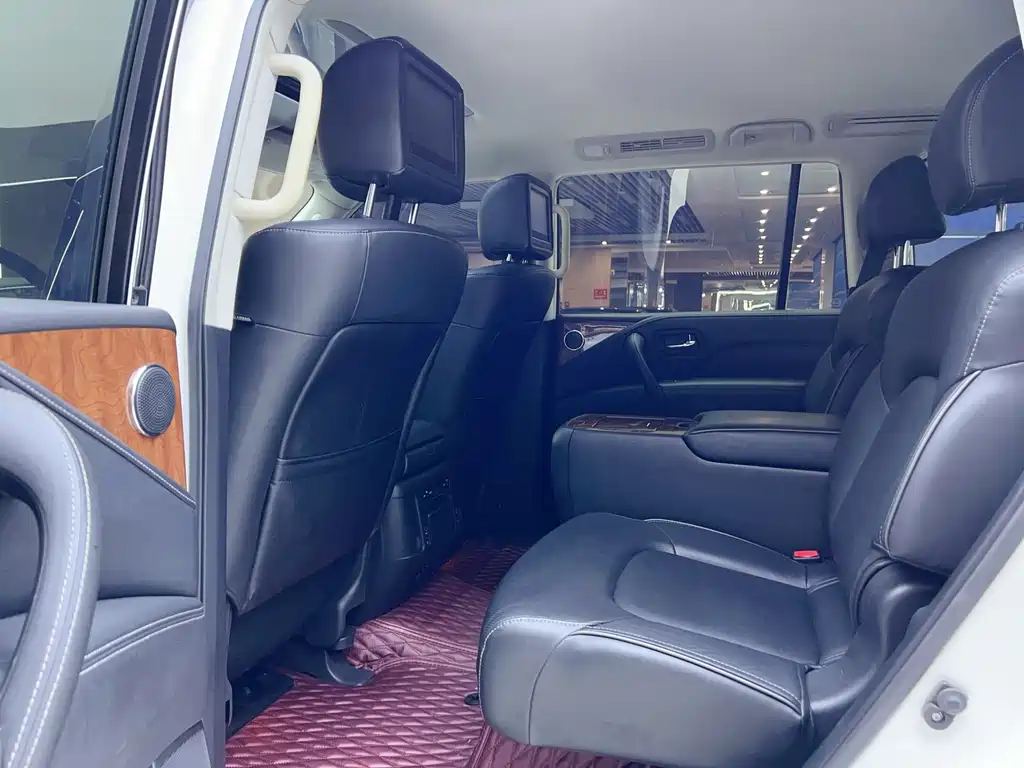 Infiniti QX80 2018 5.6L