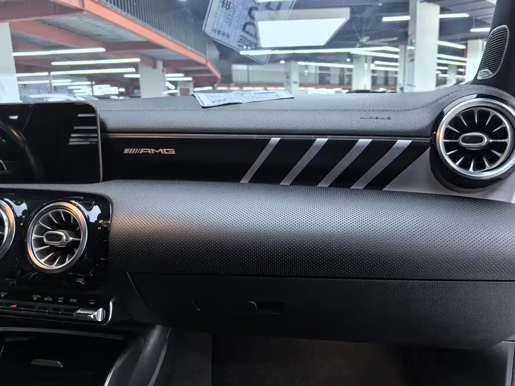 Mercedes-Benz A-Class AMG — миниатюра 17