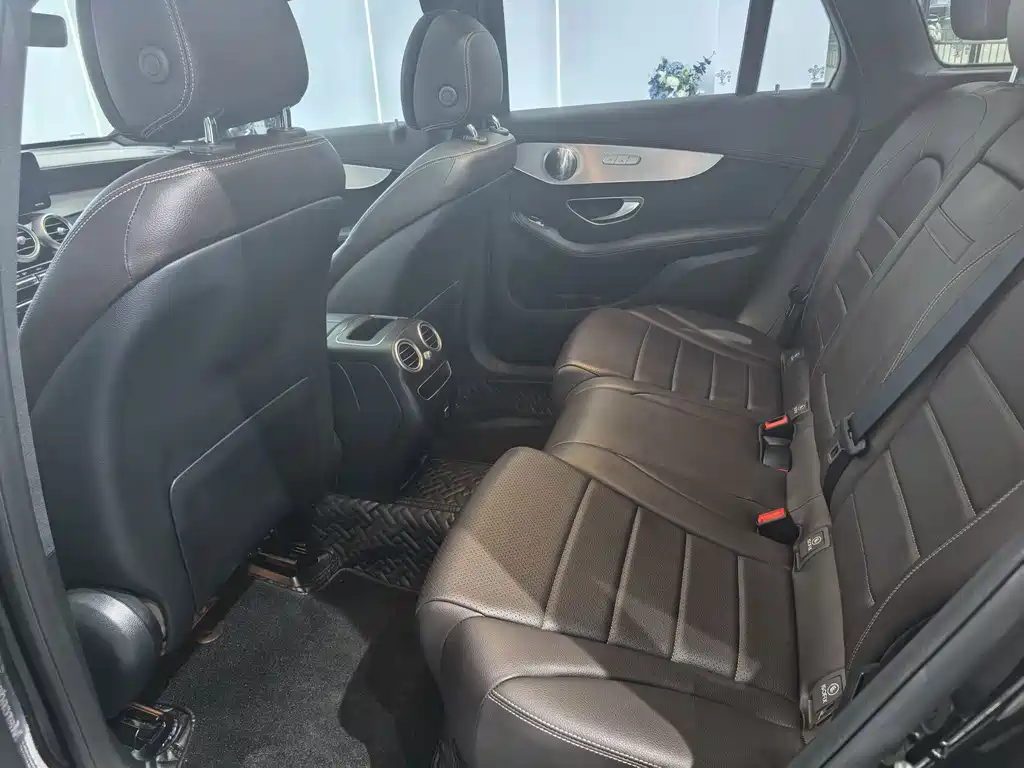 Mercedes-Benz GLC — миниатюра 11