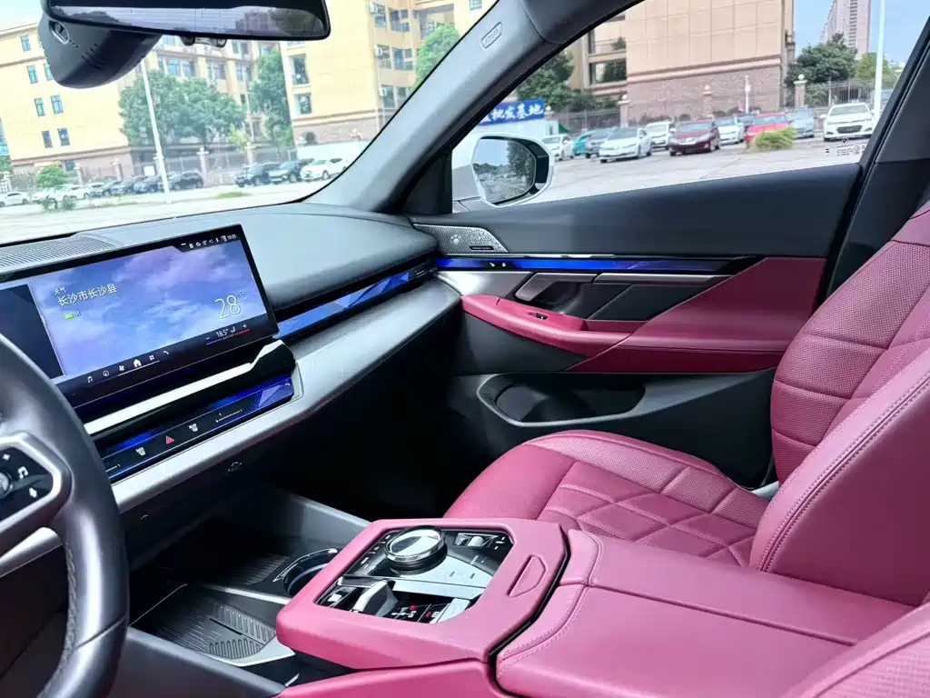 BMW 5 Series — миниатюра 14
