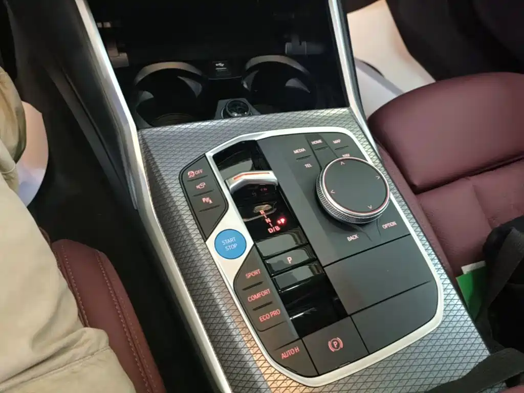 BMW i3 — миниатюра 14