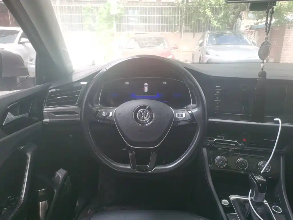 Volkswagen Sagitar — миниатюра 3