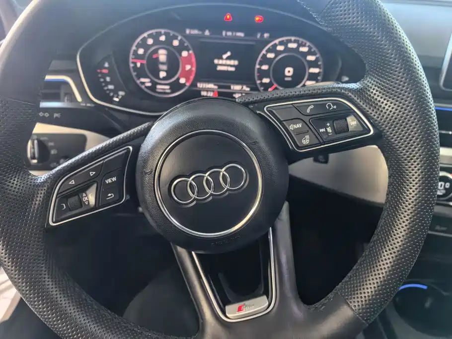 Audi A4L — миниатюра 15