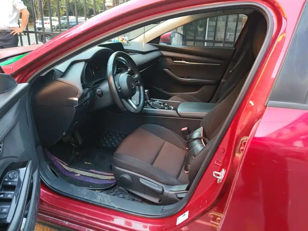 Mazda 3 Axela — миниатюра 8