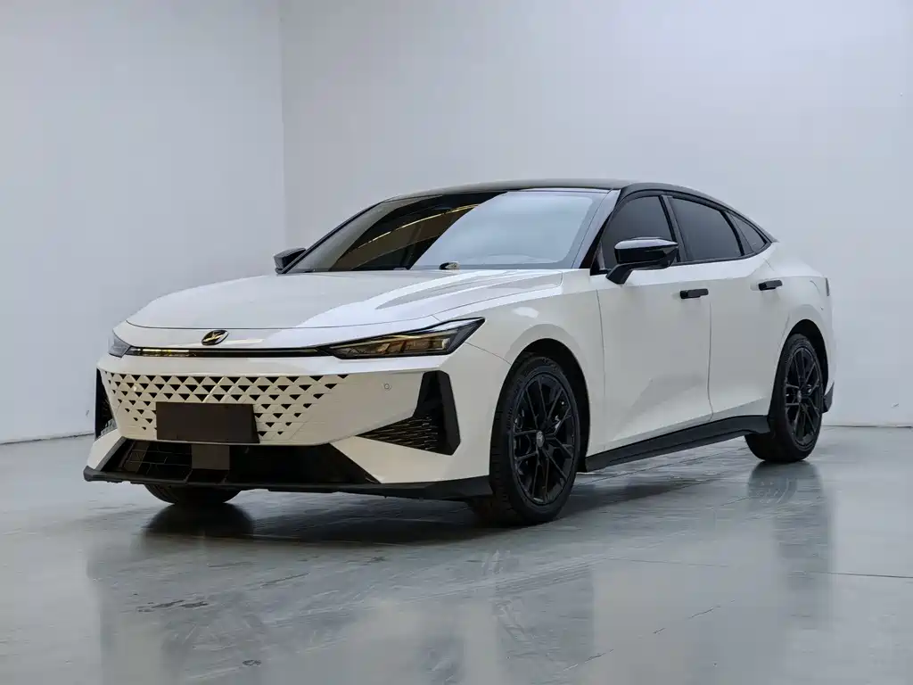 Changan UNI-V 2024