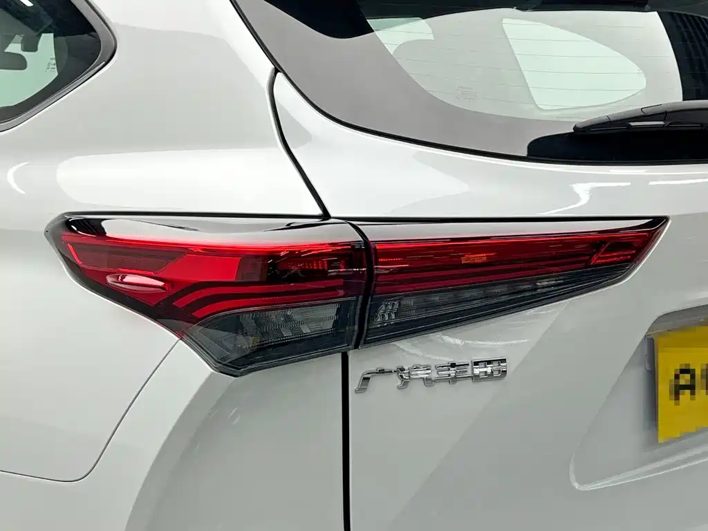 Toyota Highlander — миниатюра 10