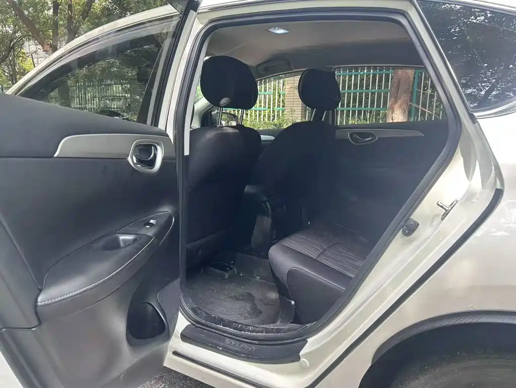 Nissan Sylphy — миниатюра 5