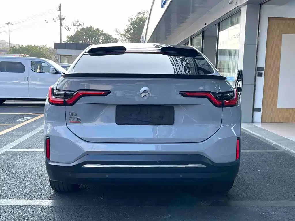 NIO NIO EC6