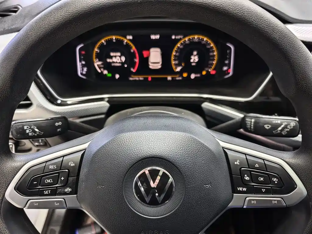 VOLKSWAGEN EXPLORING THE SHADOW