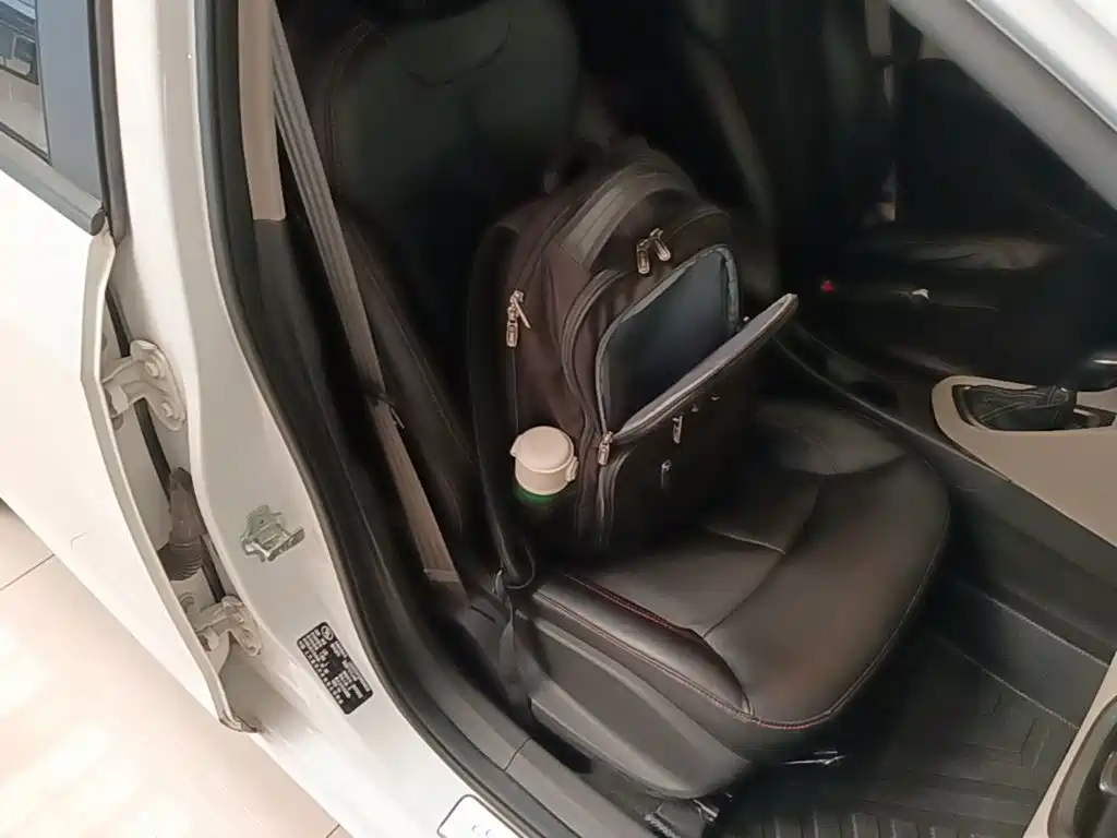 Buick Excelle — миниатюра 25