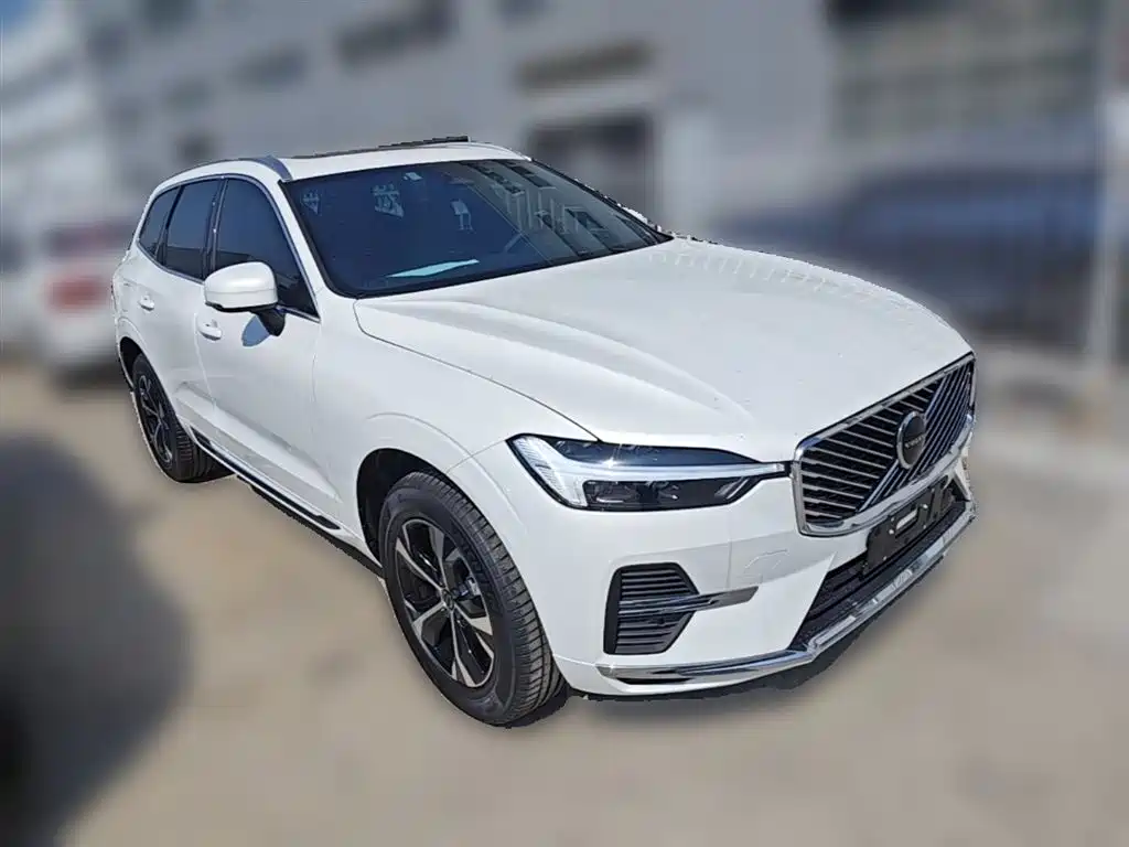 Volvo XC60 2026 B5 Luxury