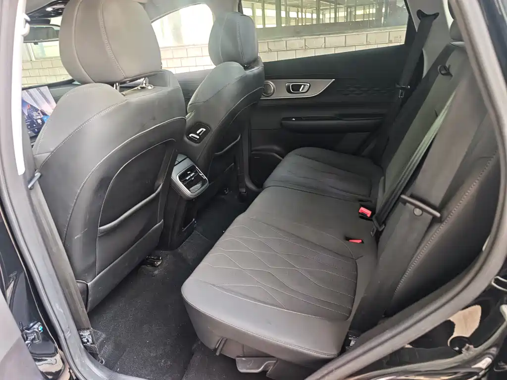 Chery 8 PLUS 2025 290TGDI DCT Luxury