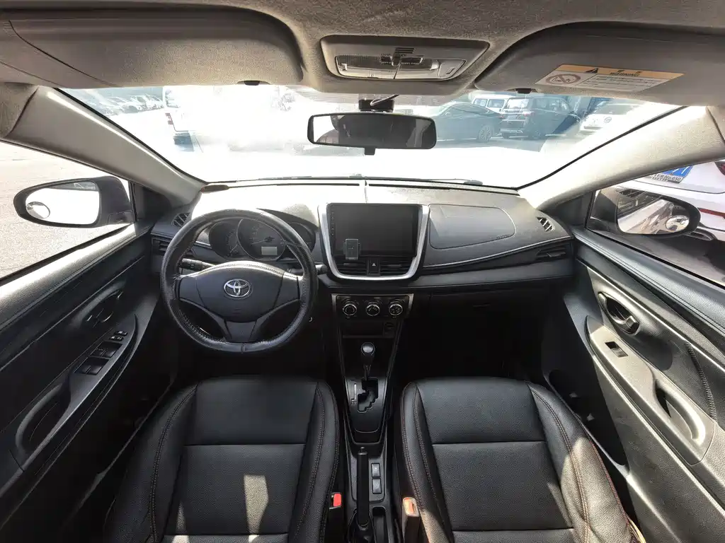 Toyota Vios FS — миниатюра 4