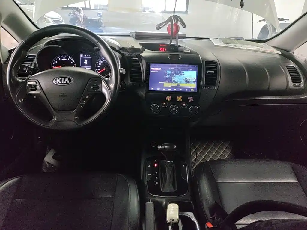 Kia K3 — миниатюра 10