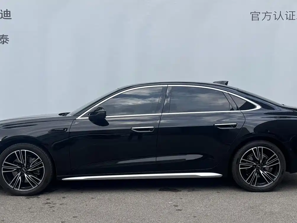 Audi A5L — миниатюра 3