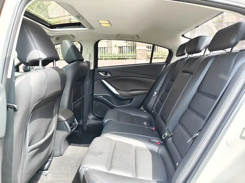 Mazda Atenza — миниатюра 6