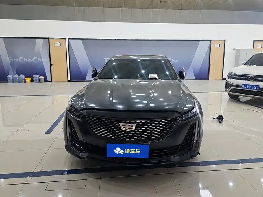 Cadillac CT5 — миниатюра 2