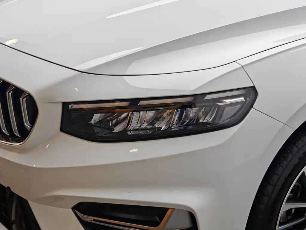 GEELY AUTOMOBILE XINGRUI