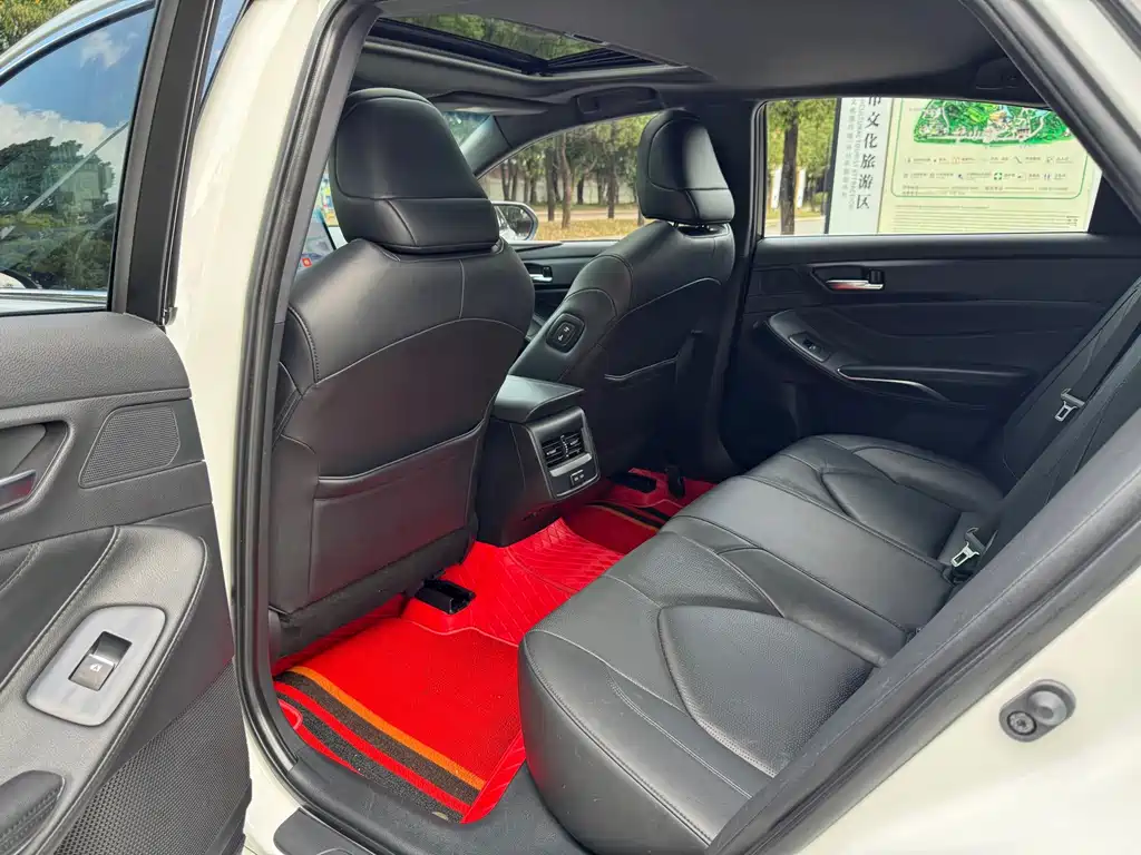 Toyota Avalon — миниатюра 11
