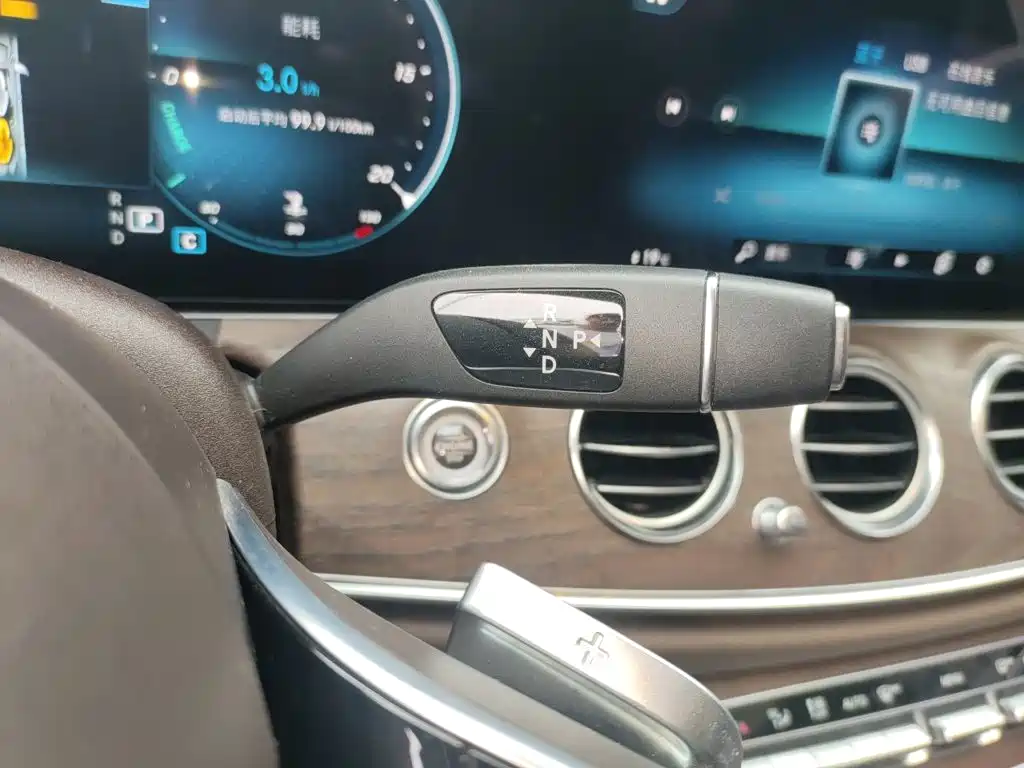 Mercedes-Benz E-Class id 4622383 из Китая 17