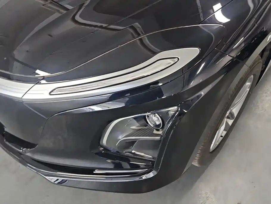 Hongqi Hongqi E-QM5 — миниатюра 5
