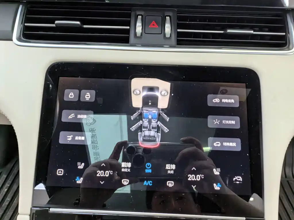 Li Auto Li ONE — миниатюра 20