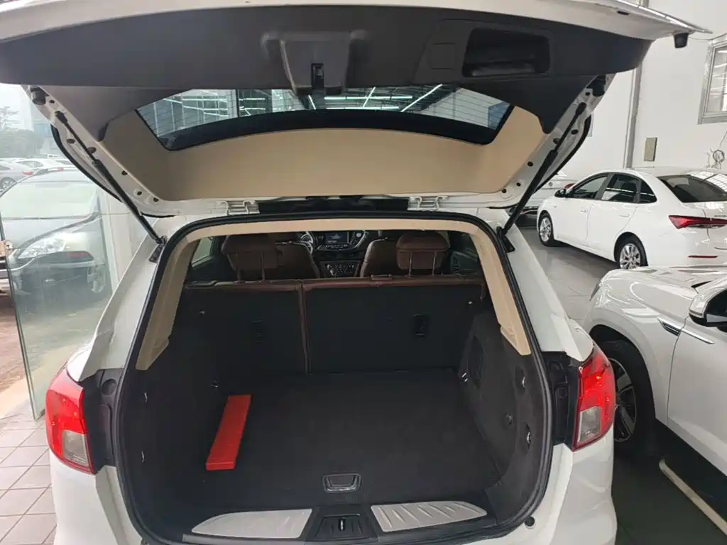 Buick Envision Plus — миниатюра 19
