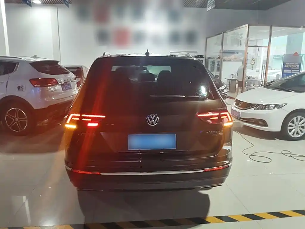 Volkswagen Tiguan L — миниатюра 6
