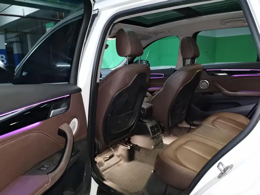 BMW X1 — миниатюра 10
