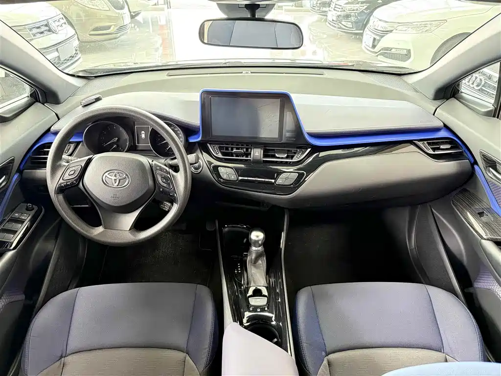 Toyota C-HR 2.0L Leading Edition China V, фото 6